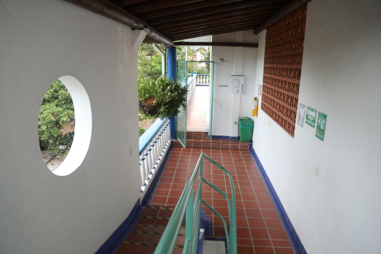 Hotel Hospedaje Aquel Almendro Santa Fe de Antioquia Exterior foto